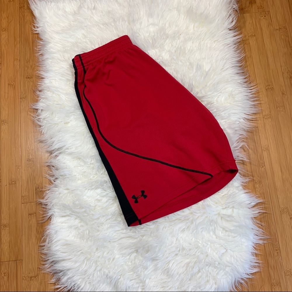 Under Armour Men’s Red Sport Shorts XL
